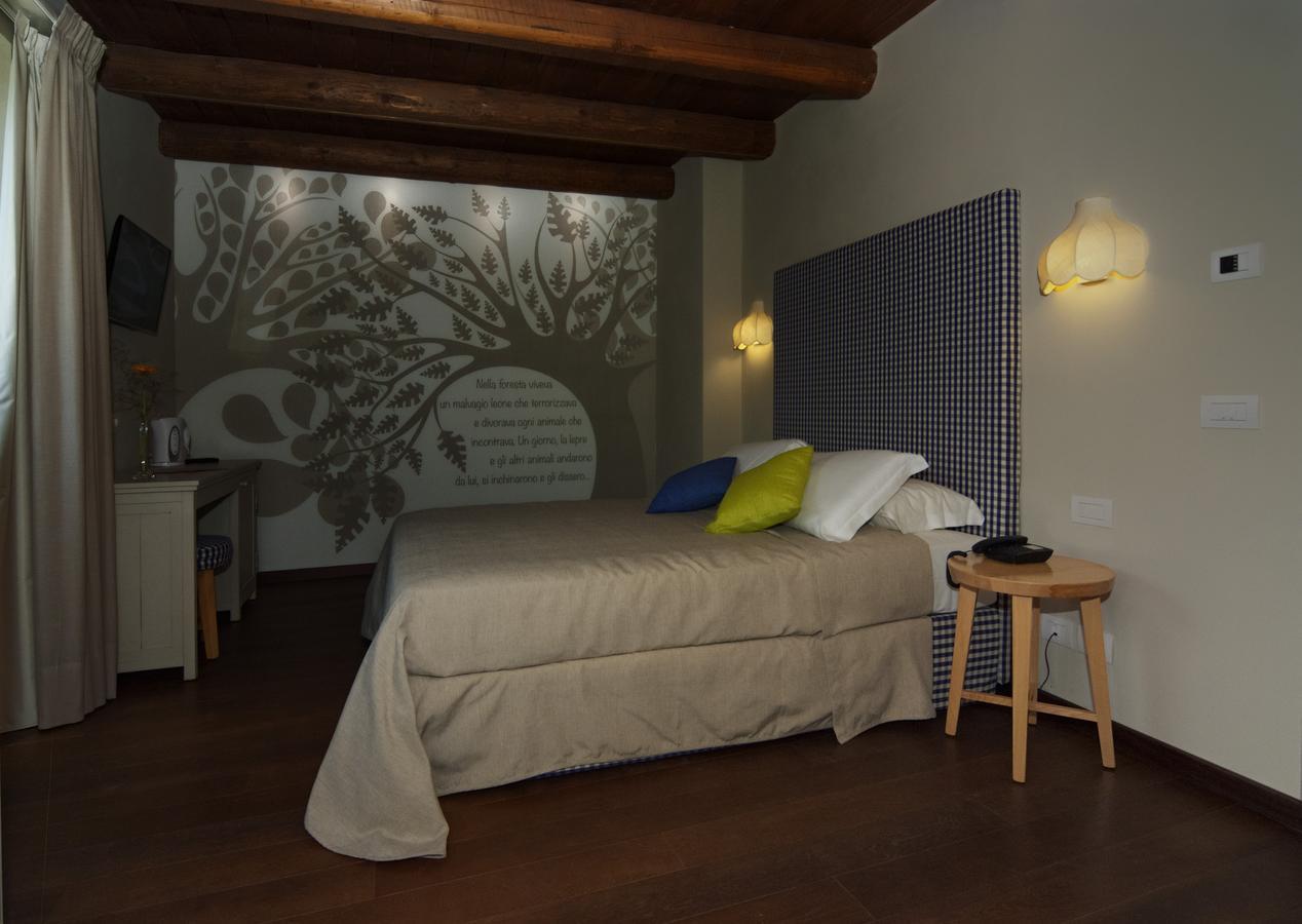 Il Falco E La Volpe Settimo Vittone Room photo